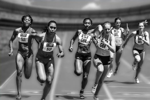 Picture of Girls running